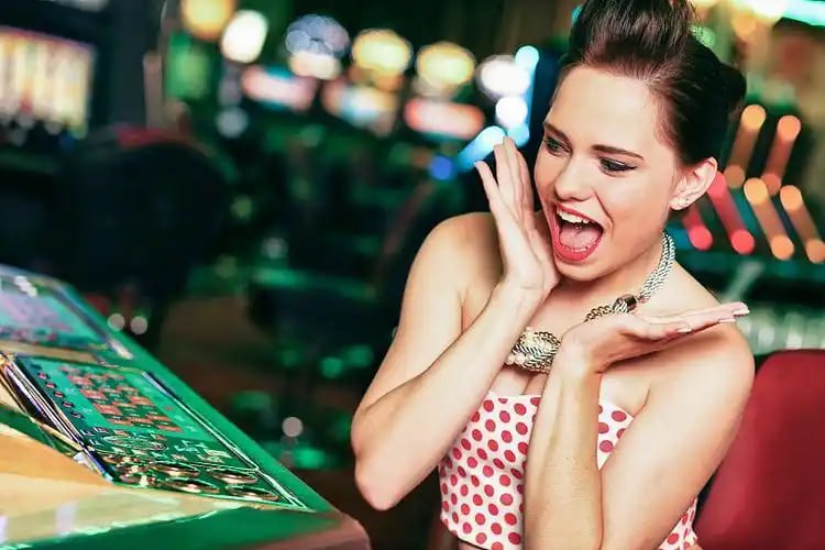 Pengingat privasi akun saat akses mobile